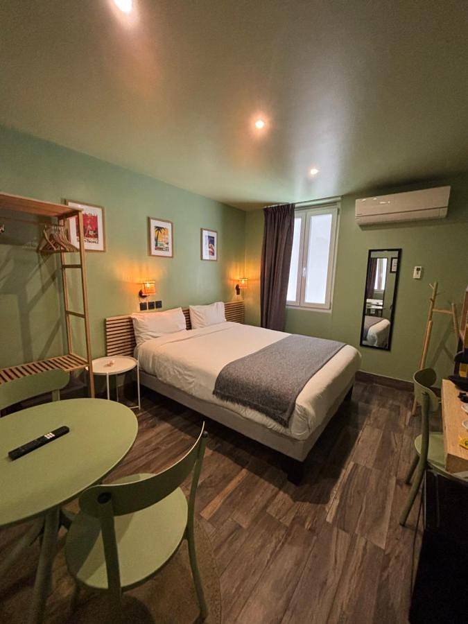 Hôtel pour 2 personnes dans Gare de Nice ville - 4