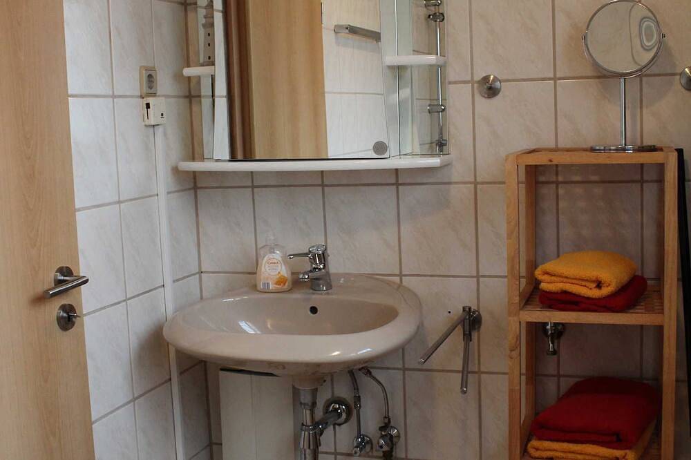 Ganze Wohnung, Fewo Klatschmohn - Ferienwohnungen Brigitte in Reichelsheim, Odenwaldkreis