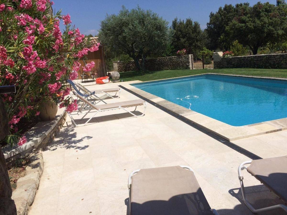 Two-Bedroom House in Bonnieux, Parc naturel régional du Luberon
