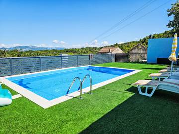 Ferienhaus für 4 Personen, mit Ausblick und Terrasse auf Peljesac