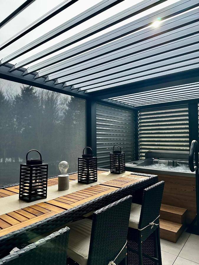 Villa pour 4 personnes, avec jardin ainsi que sauna et jacuzzi dans Mayenne