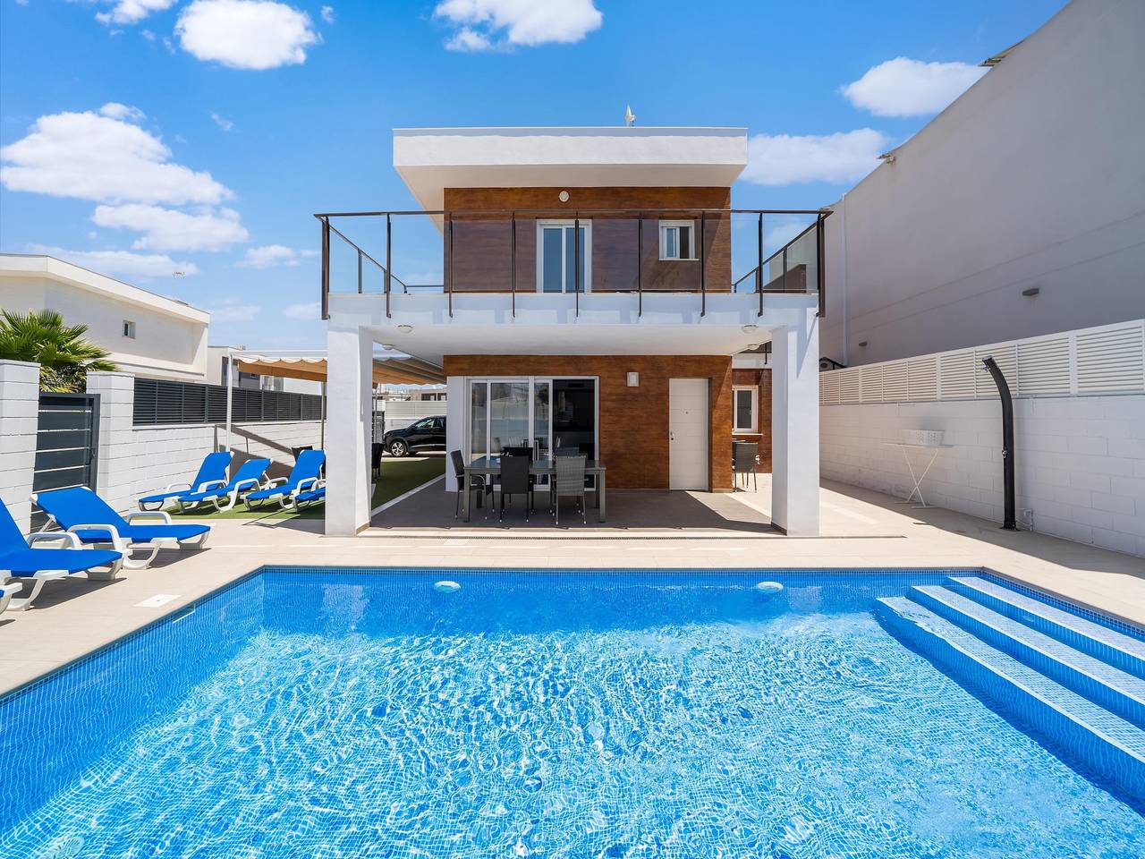 Solrik villa med privat basseng in Santa Pola, Costa Blanca