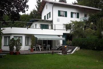Ferienwohnung für 5 Personen, mit Sauna und Garten sowie Terrasse, mit Haustier in Gmunden