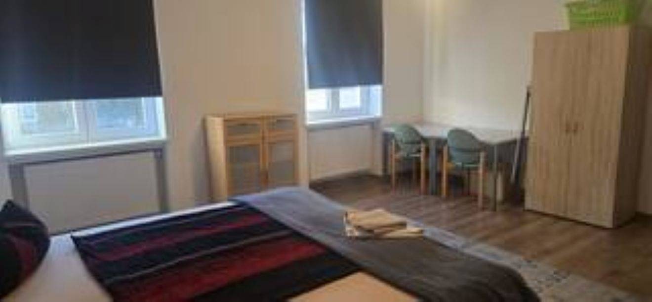 Ganze Ferienwohnung, Schöne Vollausgestattete Gästewohnung Direkt in der Gartenstadt Leuna und nähe Geiseltalsee / 2402 in Leuna, Saale-Unstrut