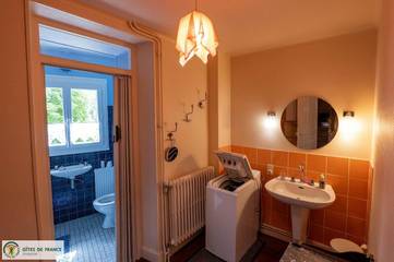 Gîte pour 6 personnes, avec jardin à Laissac