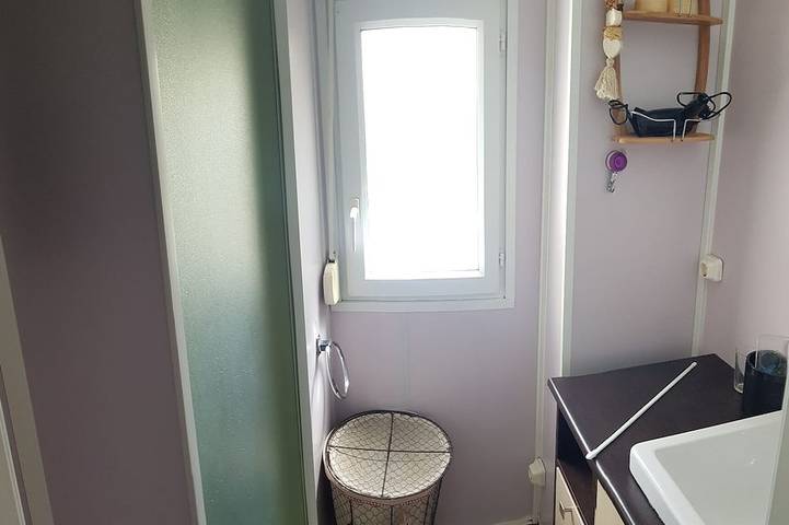 Camping pour 7 personnes, avec piscine et terrasse à Le Muy - 3