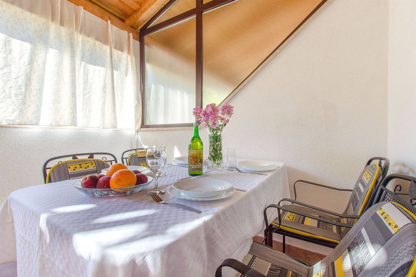 Appartamento vacanze a Općina Jelsa a partire da 75€ a notte