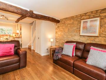 Holiday Home for 4 People in Bourton-on-the-Water, The Cotswolds, Photo 4