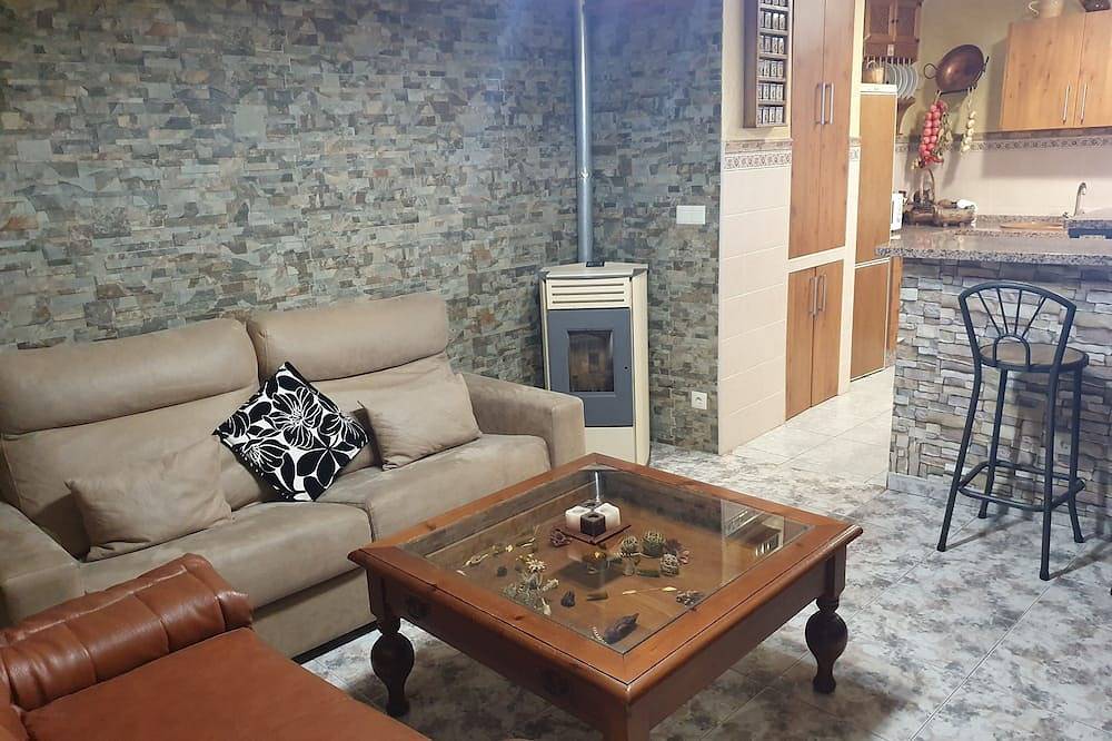 Fantastica Casa En Arriate, A 5 Km De Ronda Y A 10 Kms De Setenil De Las Bodegas in Arriate, Provincia de Málaga