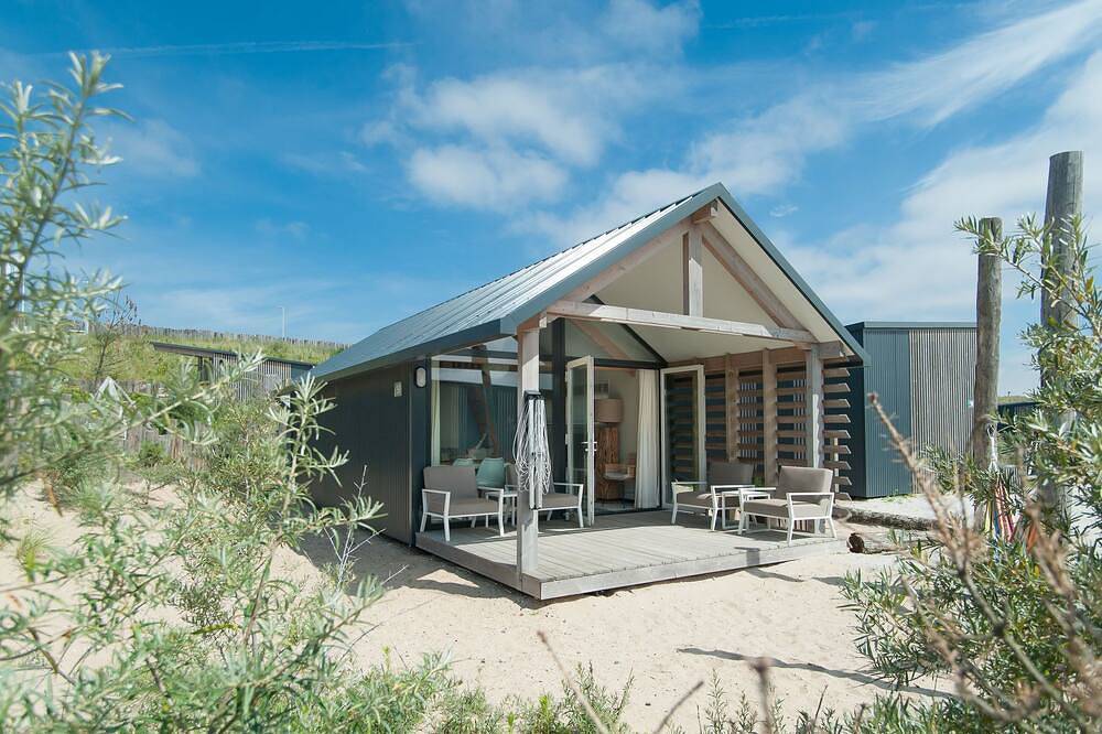 Komfortable Lodge mit Kombimikrowellein Bloemendaal in Overveen, Nationaal Park Zuid-Kennemerland