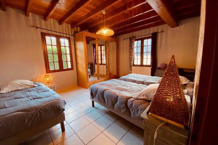 Gîte pour 13 personnes à Sarrancolin - 2