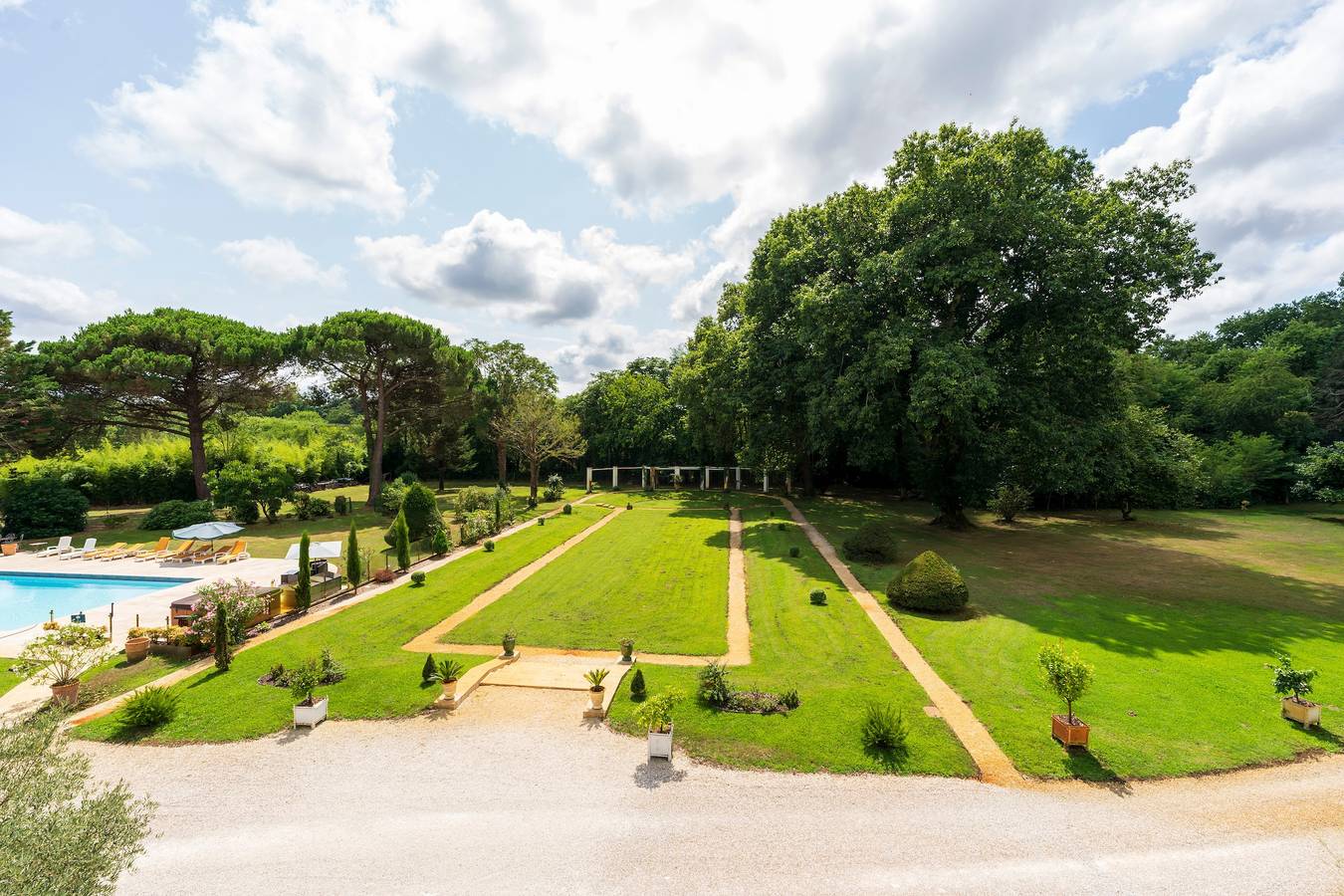 Villa d’exception Xixe avec piscine chauffée & parc privé – Entre océan et lac in Soustons, Côte d’Argent