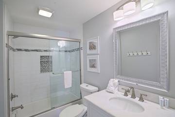 Vacation Home for 14 Guests in Destin, Emerald Coast, Picture 3