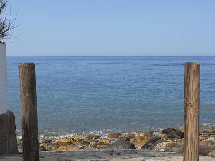 Gîte pour 5 personnes, avec balcon et vue dans Plage du Veillon - 3