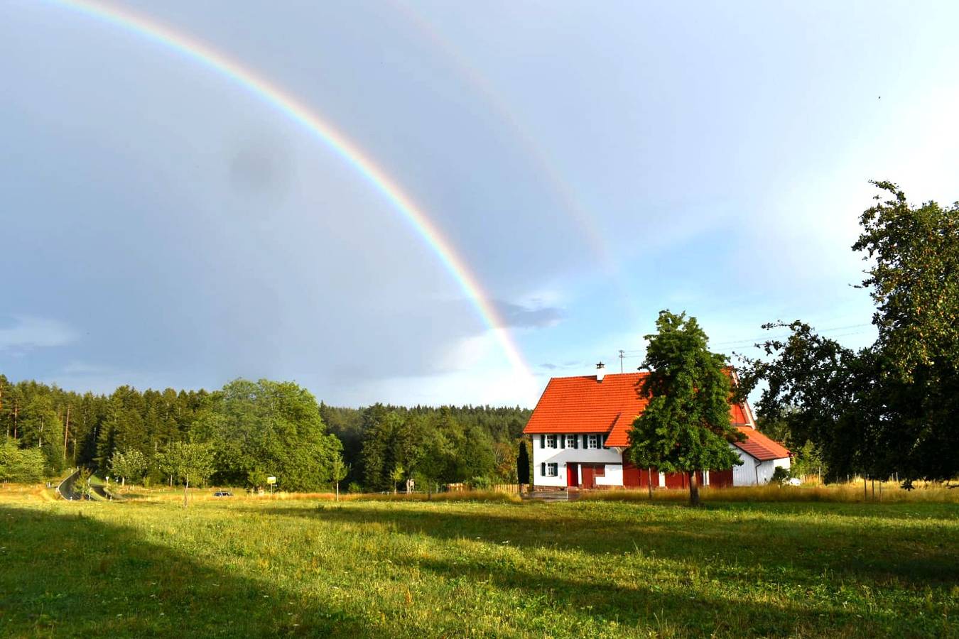 Ferienhaus 'Nordschwarzwald' mit privater Terrasse, privatem Garten und Wi-Fi in Neuweiler, Nordschwarzwald