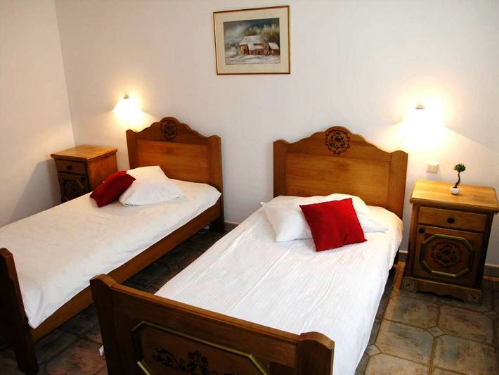 Hôtel pour 4 personnes, avec sauna ainsi que jardin et jacuzzi, animaux acceptés dans Nova Gradiska - 4