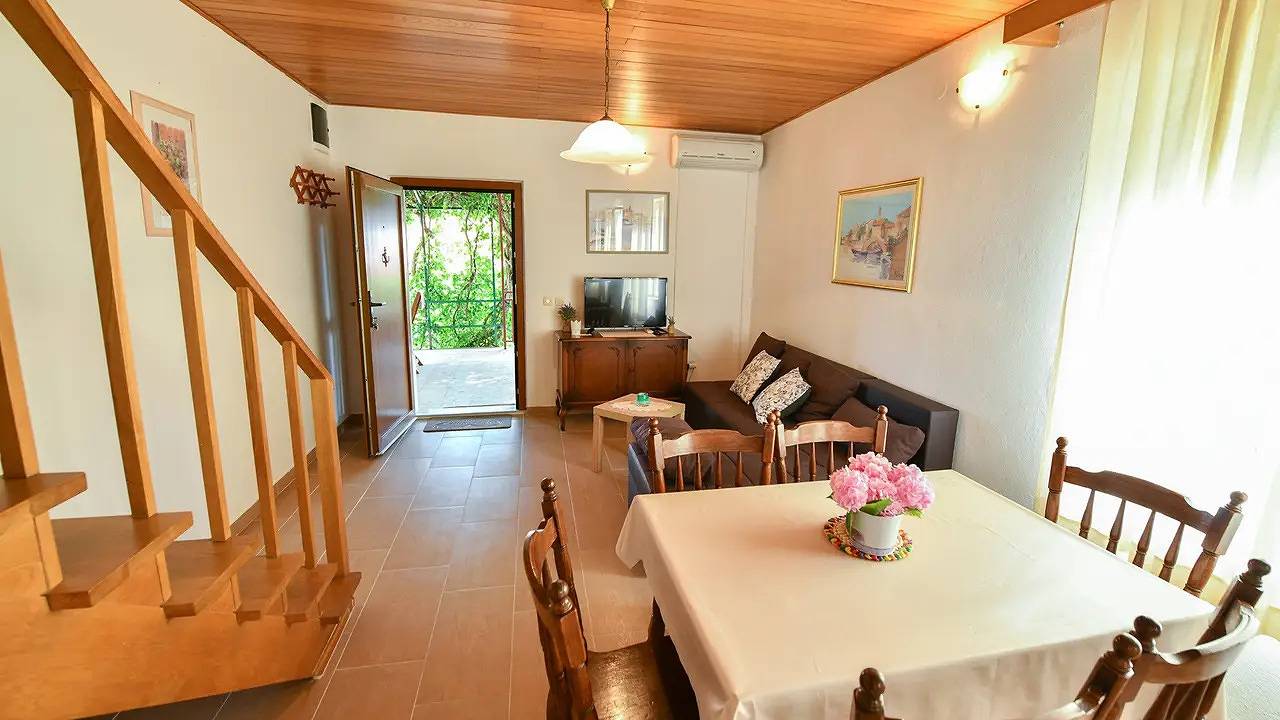 Hel ferieleilighet, Ferienwohnung für 6 Personen (57 m²) in Baska Voda in Baska Voda, Makarska Riviera