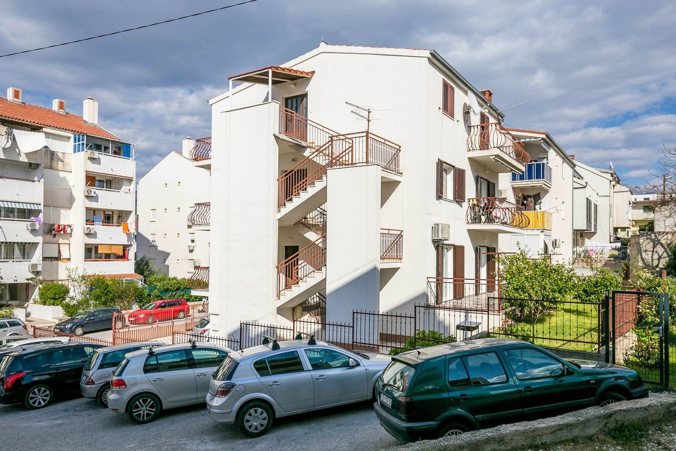 Ganze Wohnung, 2-Zimmer-Ferienwohnung mit Terrasse Solin, Split A-25393-a in Solin, Split-Dalmatien