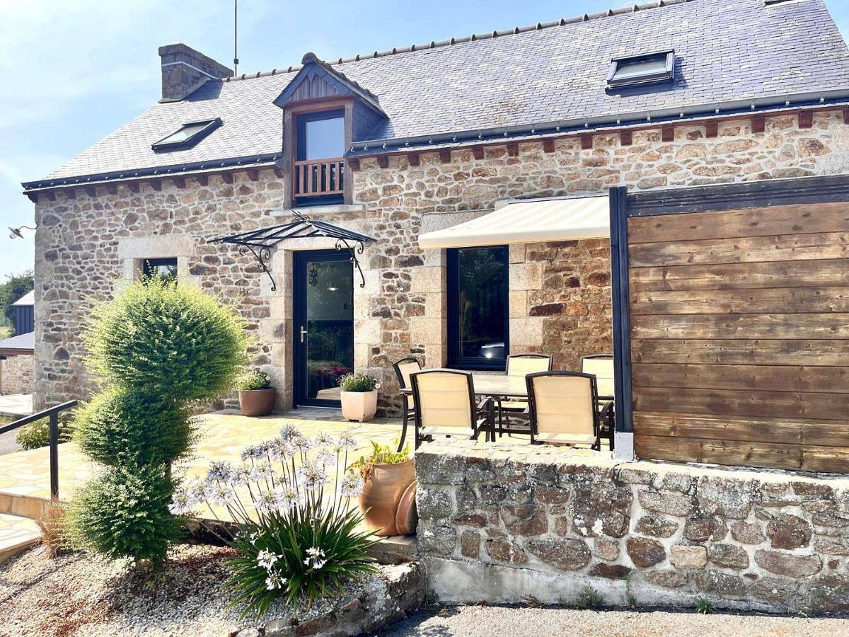 Les Pierres de Lamballe, En Campagne proche Plages in Lamballe-Armor, Cotes-d'Armor