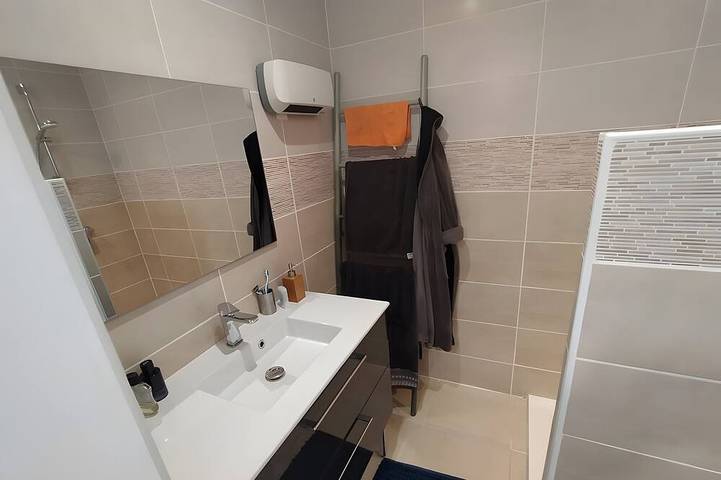 Location de vacances pour 2 personnes, avec jardin à Gras - 4