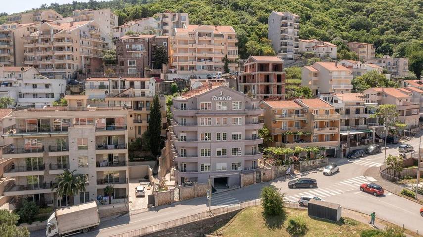 Appart’hôtel pour 5 personnes, avec jardin et jacuzzi