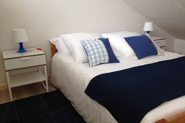 Gîte pour 2 personnes, avec jardin ainsi que terrasse et jacuzzi dans Plage Tres-Cadec - 3