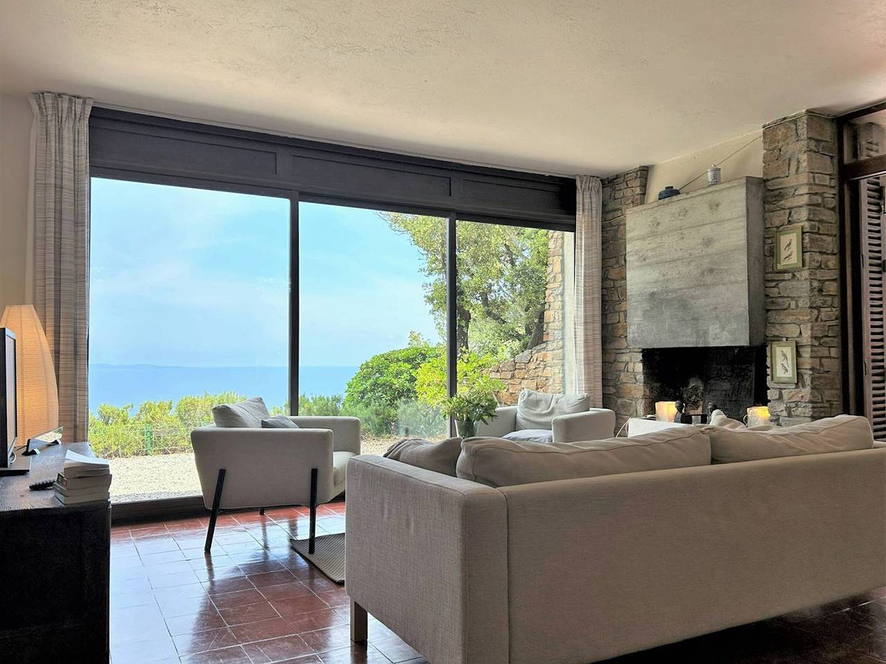 4-Zimmer-Villa mit privatem Pool in Privatbereich, 5 Betten, Bormes-les-Mimosas in Cap Bénat, Bormes-les-Mimosas