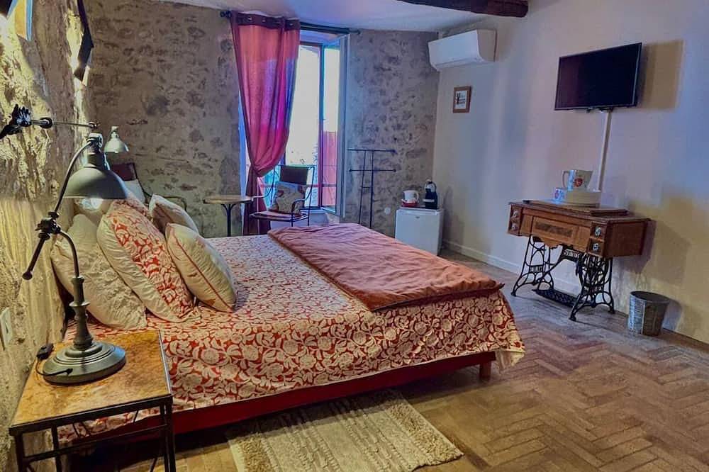 Chambre d'hôtes cosy, coeur de vignobles (Argelas) in Saint-Saturnin-de-Lucian, Région de Lodève