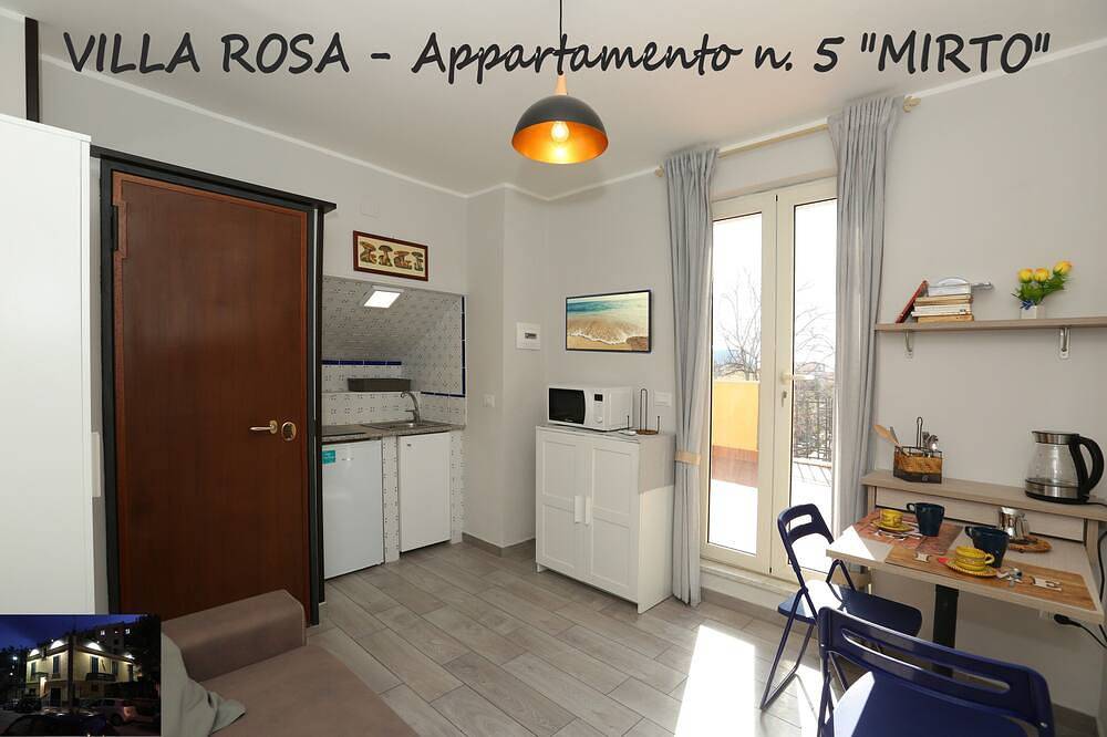 Ganze Wohnung, Villa Rosa - Wohnung n. 5 \"Myrtle\" (2 Betten): in Neapel, Neapel Provinz