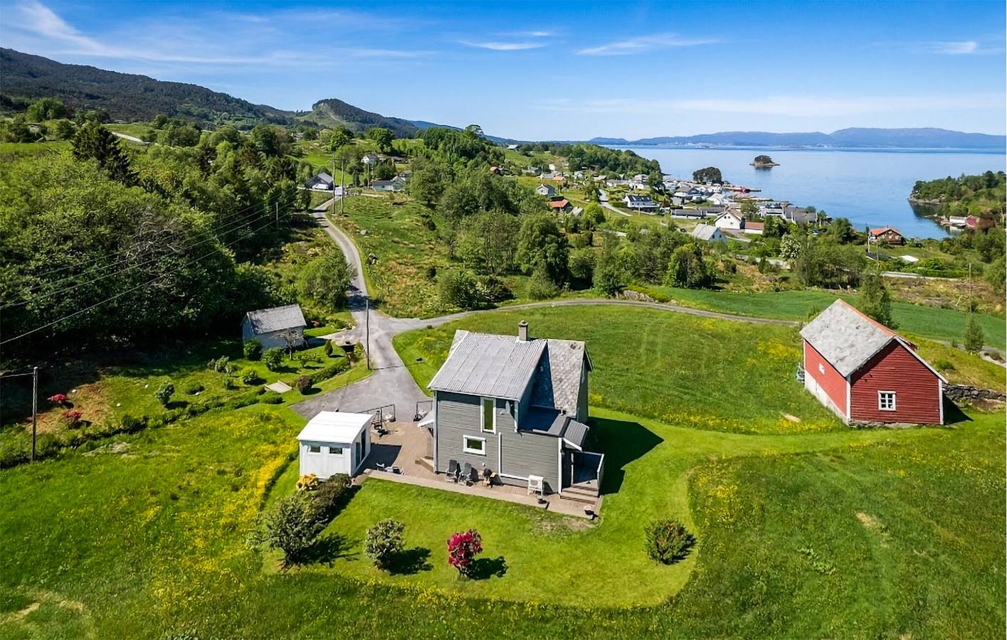 Ferienhaus für 9 Personen mit Terrasse in Vindafjord