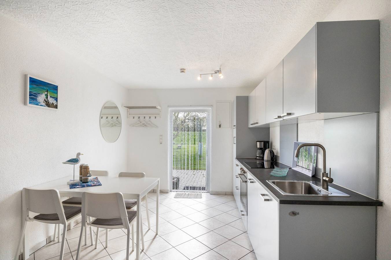 Ganze Wohnung, Ferienwohnung "Strandnaher Bungalow" mit Privatterrasse und Wlan in Dierhagen Ost, Dierhagen