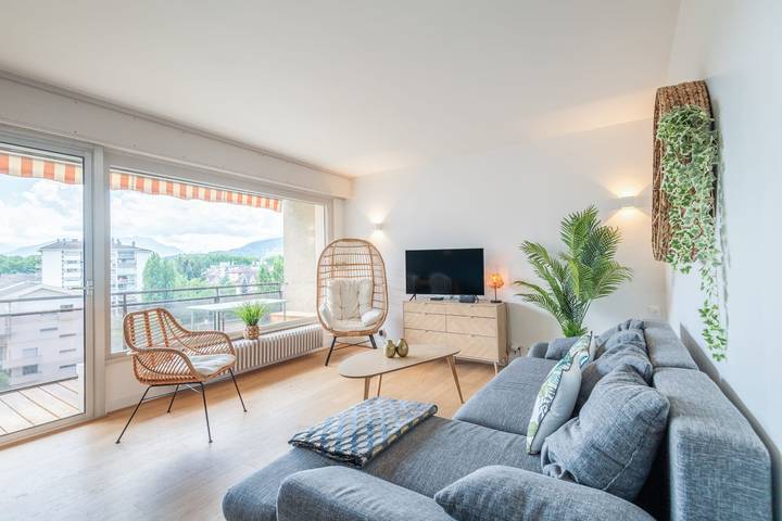Gîte pour 4 personnes, avec balcon à Annecy - 2