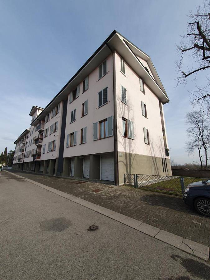 Appartamento per 8 persone, con Balcone e Terrazza nonché Panorama a Vaprio d'Adda