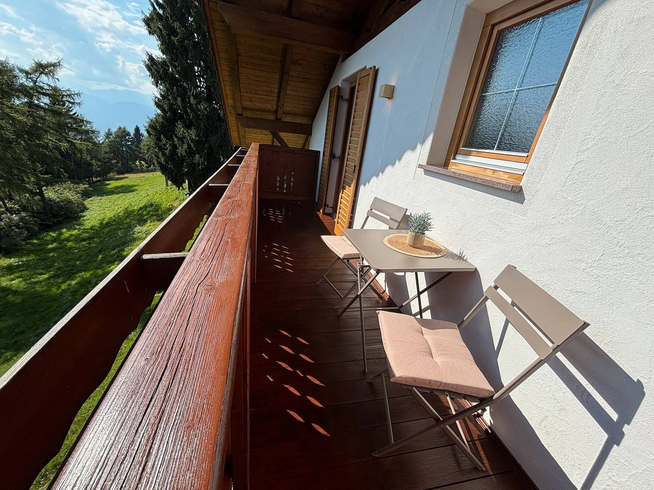 Ganze Wohnung, Apartment 'Solia' mit Bergblick, privatem Garten und Wlan in Jenesien, Sarntaler Alpen