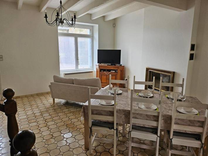Location de vacances pour 6 personnes, avec terrasse à Le Guerno - 4
