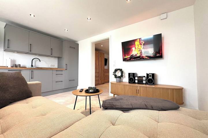Ganze Wohnung, Neu saniert! Tolle Zwei-Zimmer Ferienwohnung zwischen den Meeren! in Großsolt, Grünes Binnenland