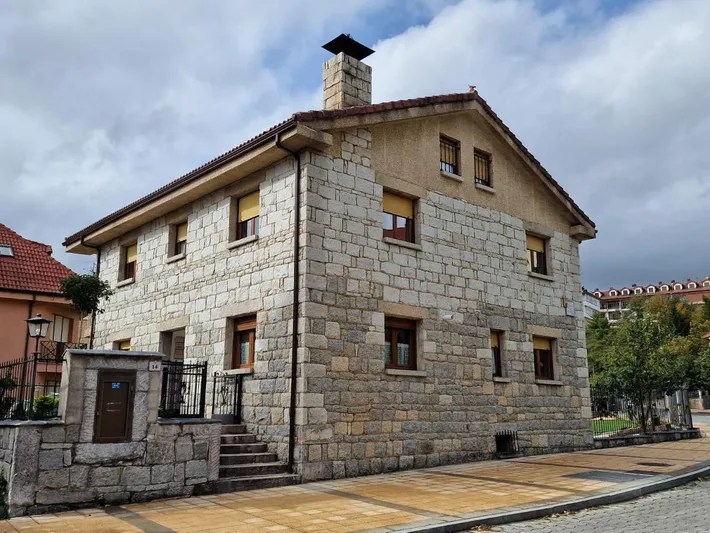 Casa de vacaciones para 8 personas, con vistas al lago además de vistas y jardín, Se admiten mascotas - 1