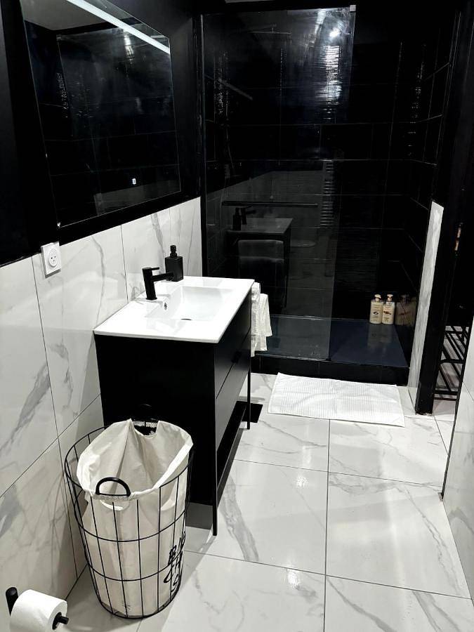 Gîte pour 2 personnes, avec jacuzzi à Bourgoin-Jallieu - 2