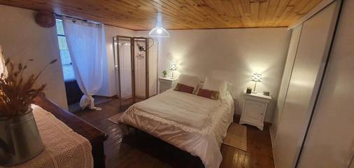 Gîte pour 6 personnes, avec balcon à Saint-Jean-du-Bruel