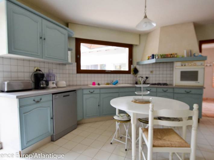 Villa pour 10 personnes, avec piscine ainsi que terrasse et jardin, animaux acceptés dans La Palmyre - 4