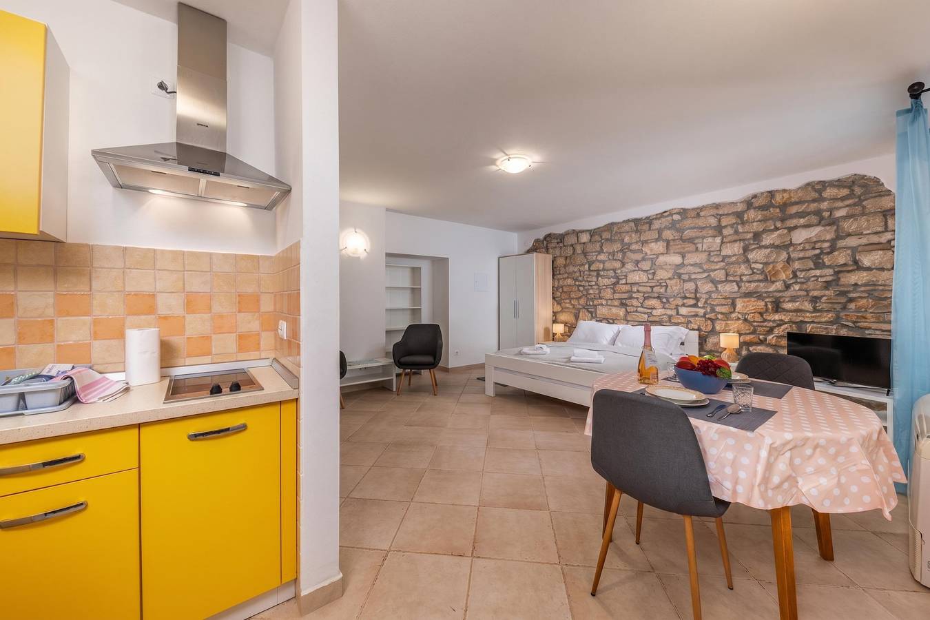 Appartement entier, Studio Iva 1 With Terrace in Bale (Croatie), Région de Rovinj