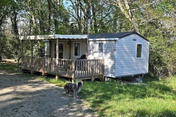 Mobil home pour 4 personnes, avec Terrasse à Montendre