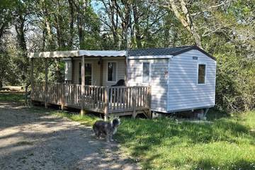Mobil home pour 4 personnes, avec terrasse à Montendre