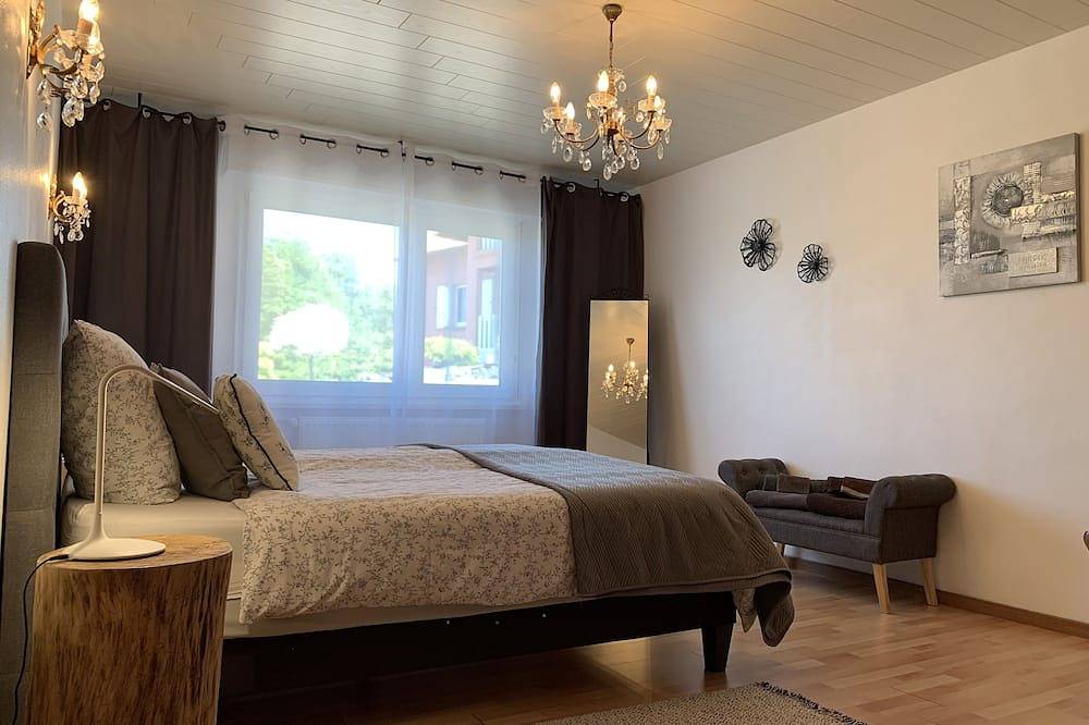 Haus Hirsch Komfort von 130 m2 des Park mit Blick auf deer in Birkenwald, Region Saverne