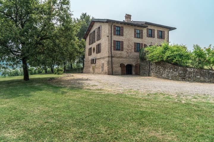 Villa für 10 Personen mit Pool in Salsomaggiore Terme, Parma Provinz