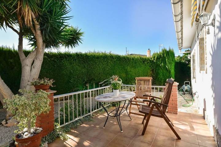 Casa rural para 6 personas, con vistas al lago además de jardín y piscina, Se admiten mascotas en Torrevieja - 4