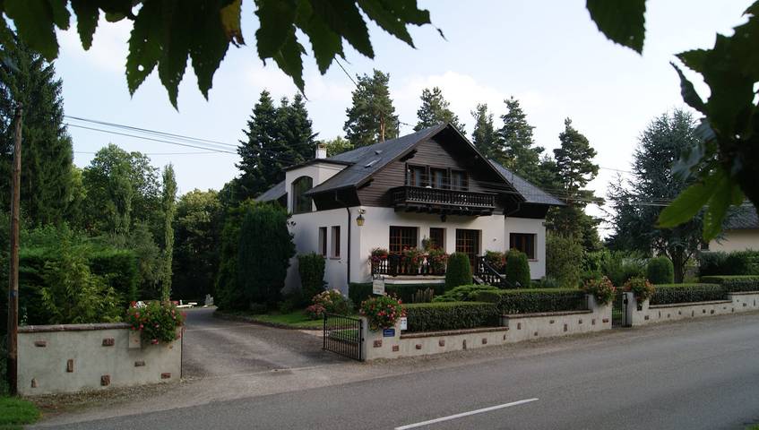 Gîte pour 2 personnes, avec terrasse et jardin à Rodern