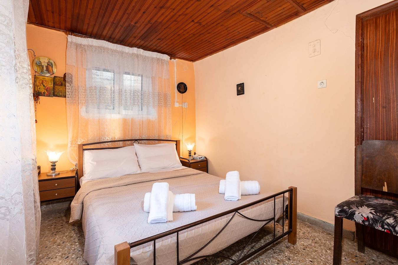 Pylos Sunset Retreat with Panoramic Sea Views in Pylos, Messenien