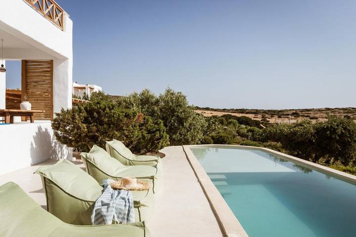 Location de vacances pour 4 personnes, avec Balcon et Terrasse ainsi que Jardin et Piscine dans Koufonisia - 4