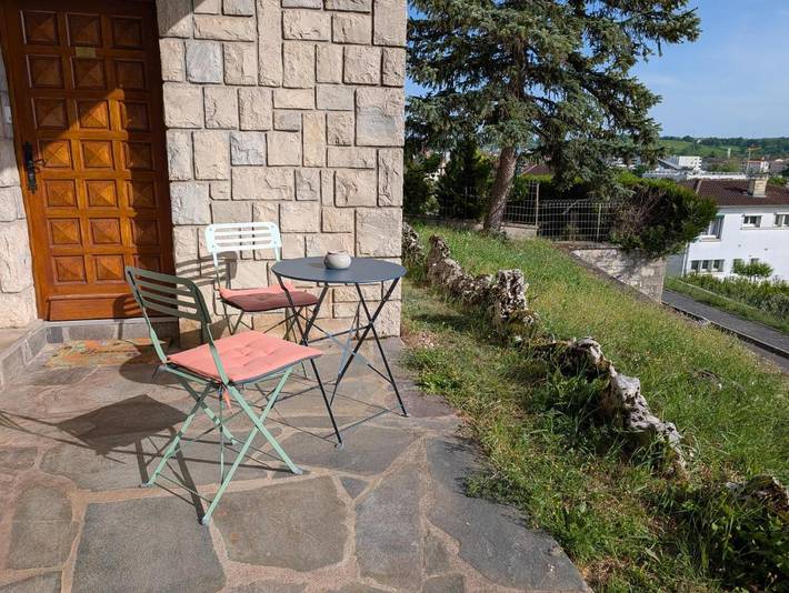 Gîte pour 2 personnes, avec vue ainsi que terrasse et jardin à Onet-le-Château - 3
